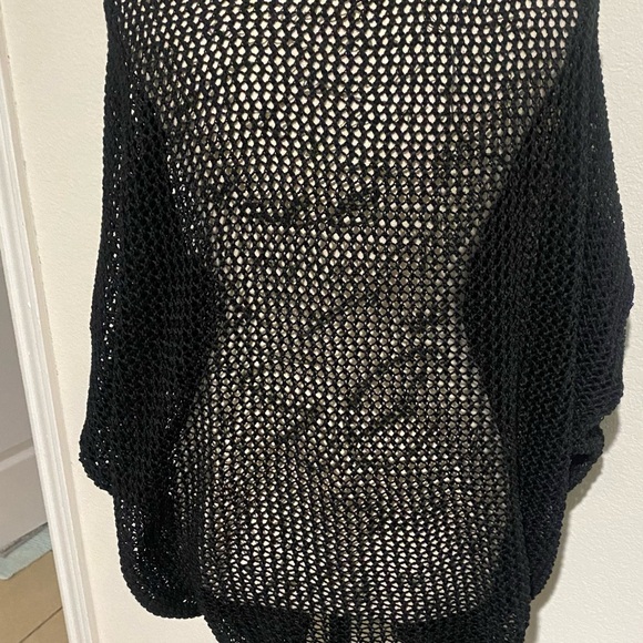 Vince Camuto Black shrug NWT - Picture 3 of 7